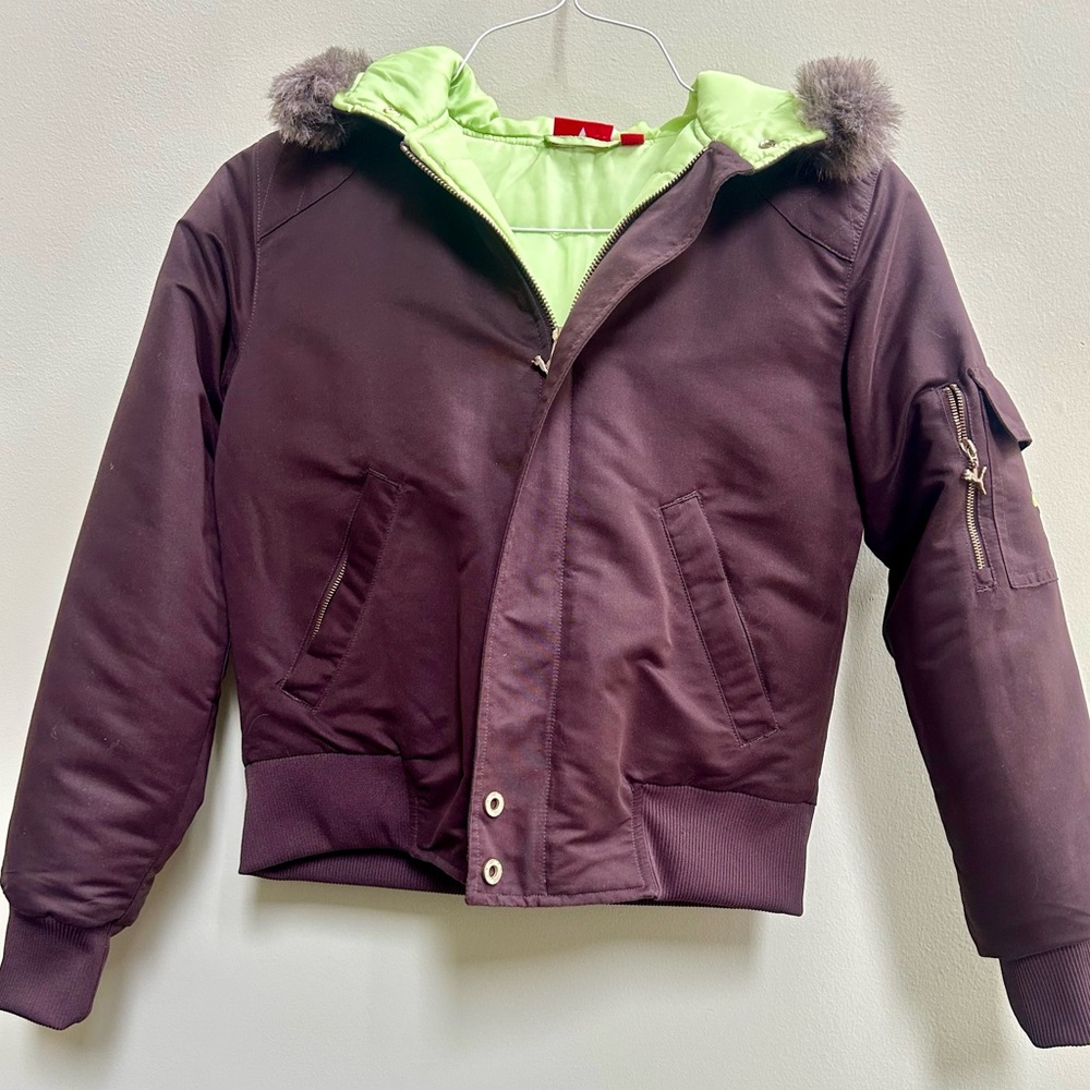 Women Puma Bomber Puffer Hoodie Jacket. Used Like New
